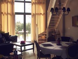 Le Chateau Des Cinq Cantons Hotel Carpentras ภายนอก รูปภาพ