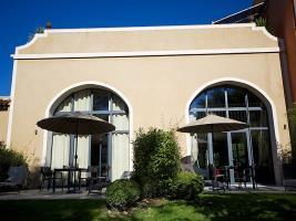 Le Chateau Des Cinq Cantons Hotel Carpentras ภายนอก รูปภาพ